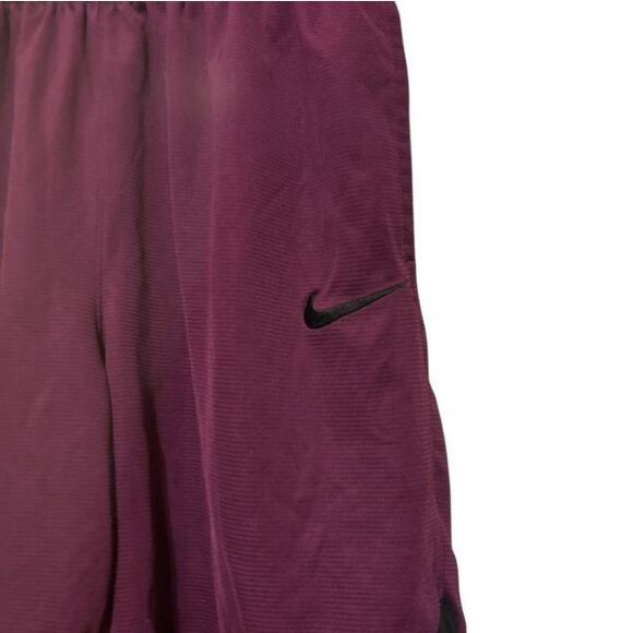 Nike Dri-Fit Size Men’s Medium Purple & Black Basketball Shorts - Picture 2 of 4